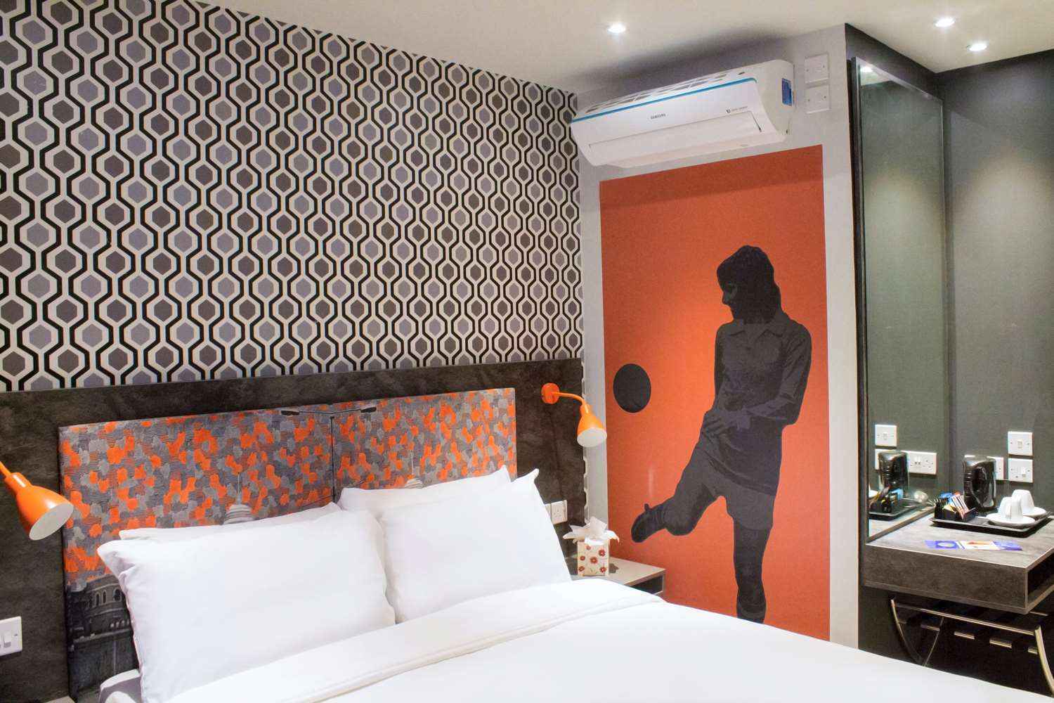 Best Western Plus London Wembley Hotel Buitenkant foto